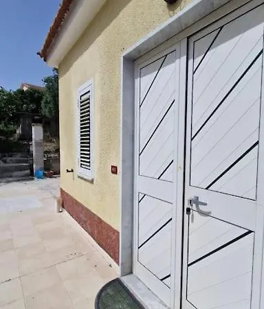 Hébergement de vacances House *
